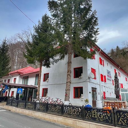 Hotel Galma Moroeni Εξωτερικό φωτογραφία